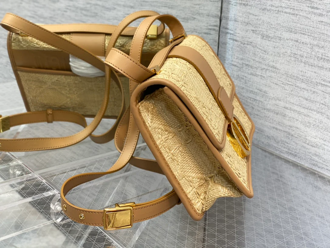 Chanel - сумка Montaigne - серия 30 - соломенная сумка ручной работы