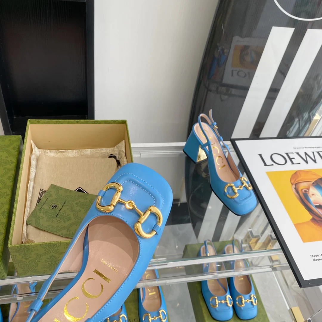 Ретро-сандалии Gucci на низком каблуке с квадратным носком - 1