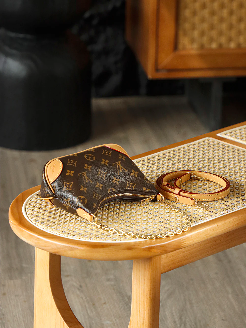 LV-m25519-nano-boulogne croissant