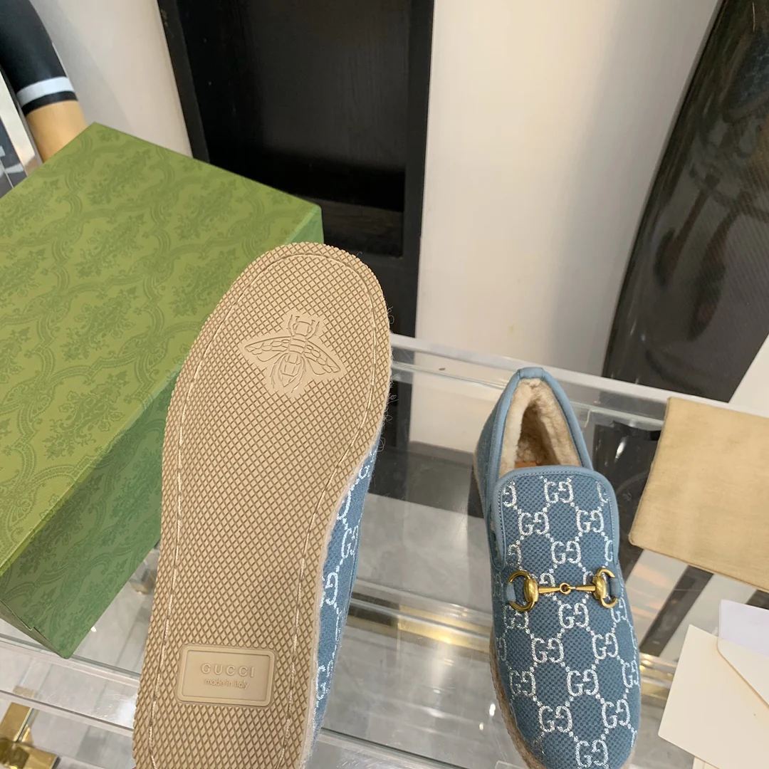 Gucci - Теплые шерстяные туфли - Модель унисекс