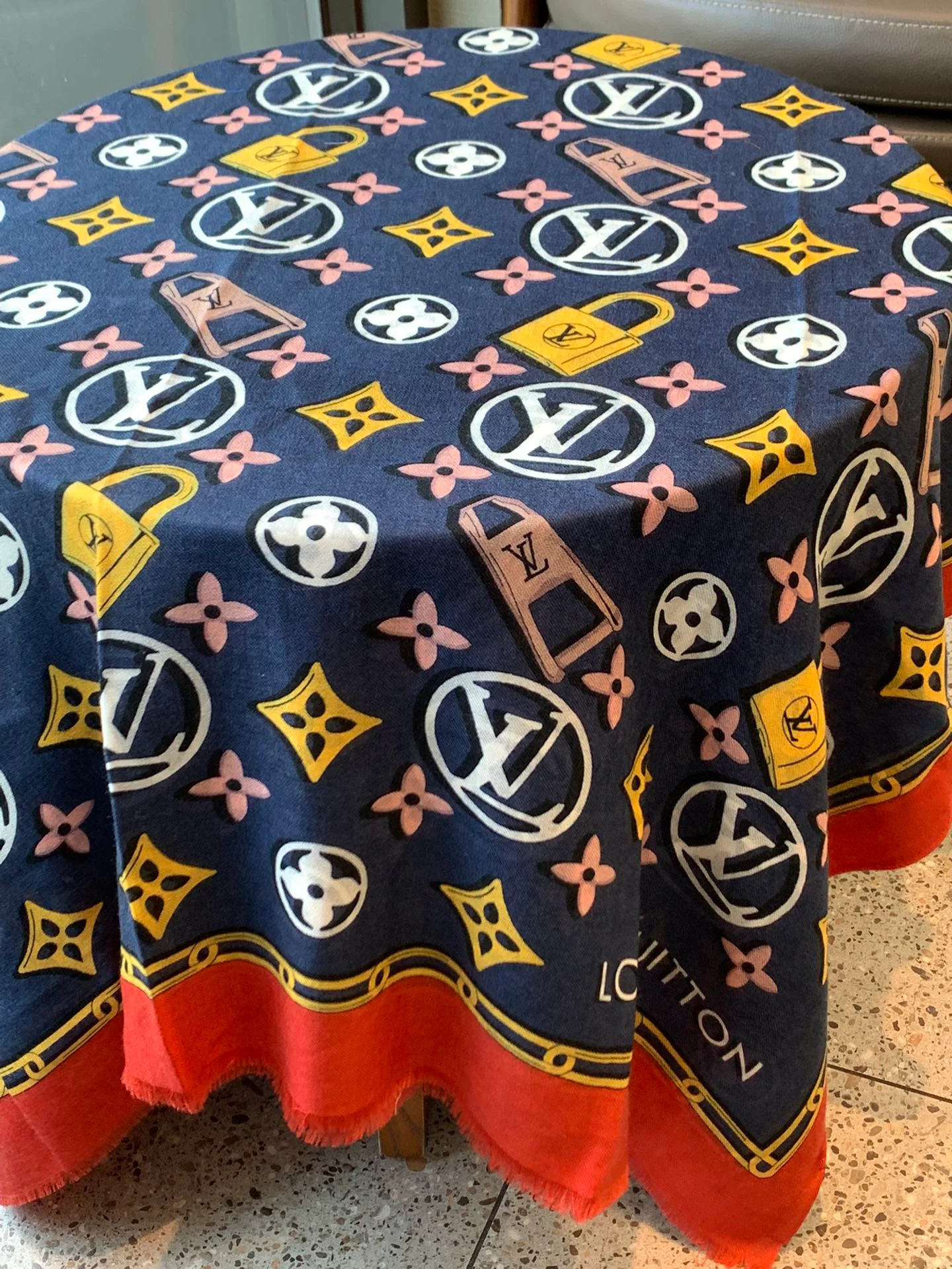 Длинный шарф LV Monogram - 110-200 см - Кашемир 100% чистоты - 1 шт.