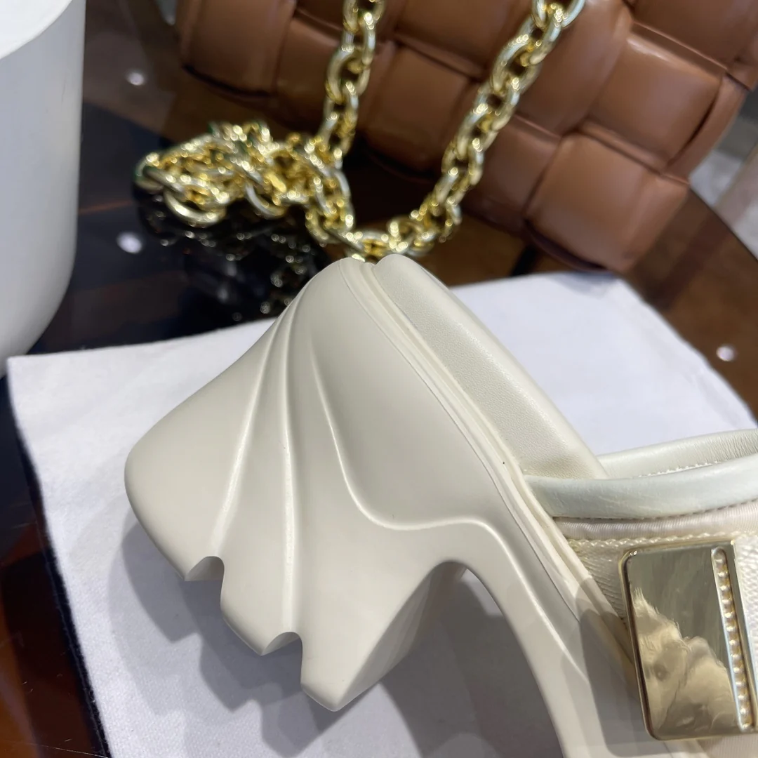 BV - Туфли на платформе