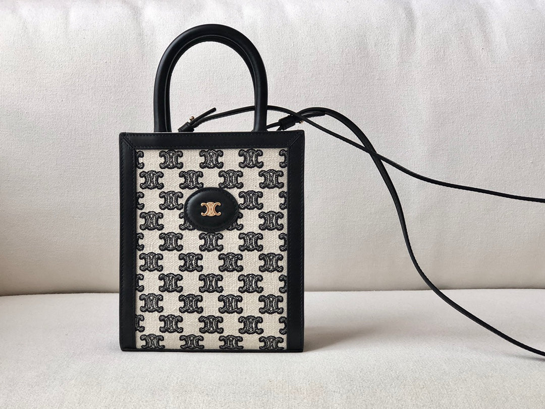 cabas - Миниатюрная вертикальная сумка Triomphe с вышивкой