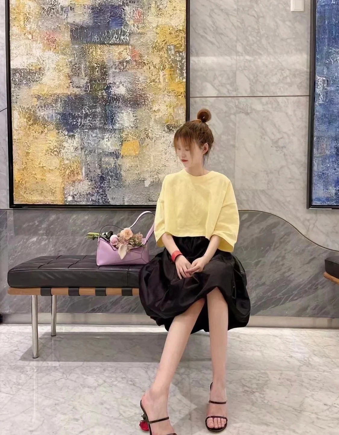 Сумка-хобо Loewe Puzzle, розовато-фиолетовая.