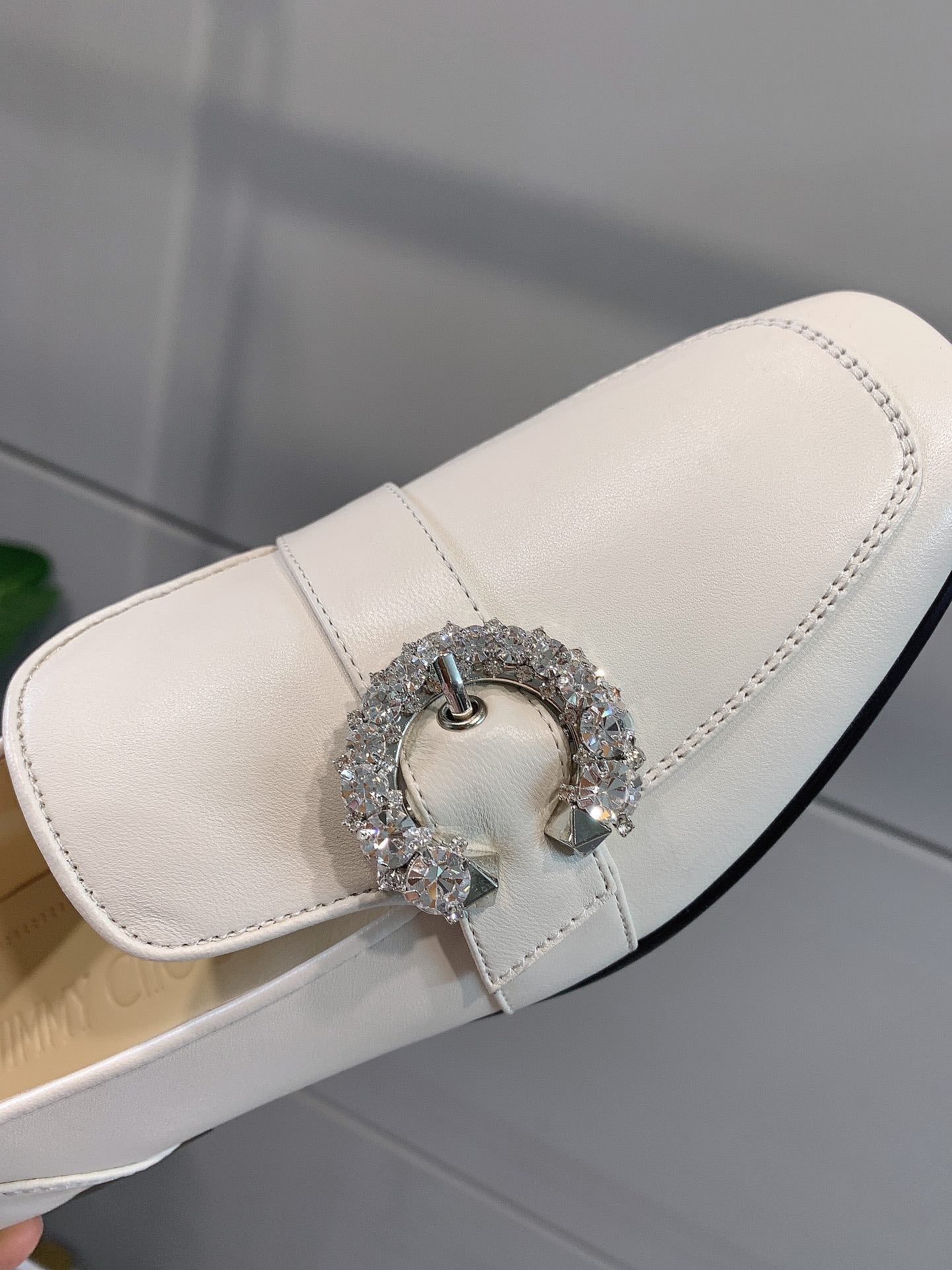 Лоферы Jimmy с пряжкой и стразами - 1 шт.