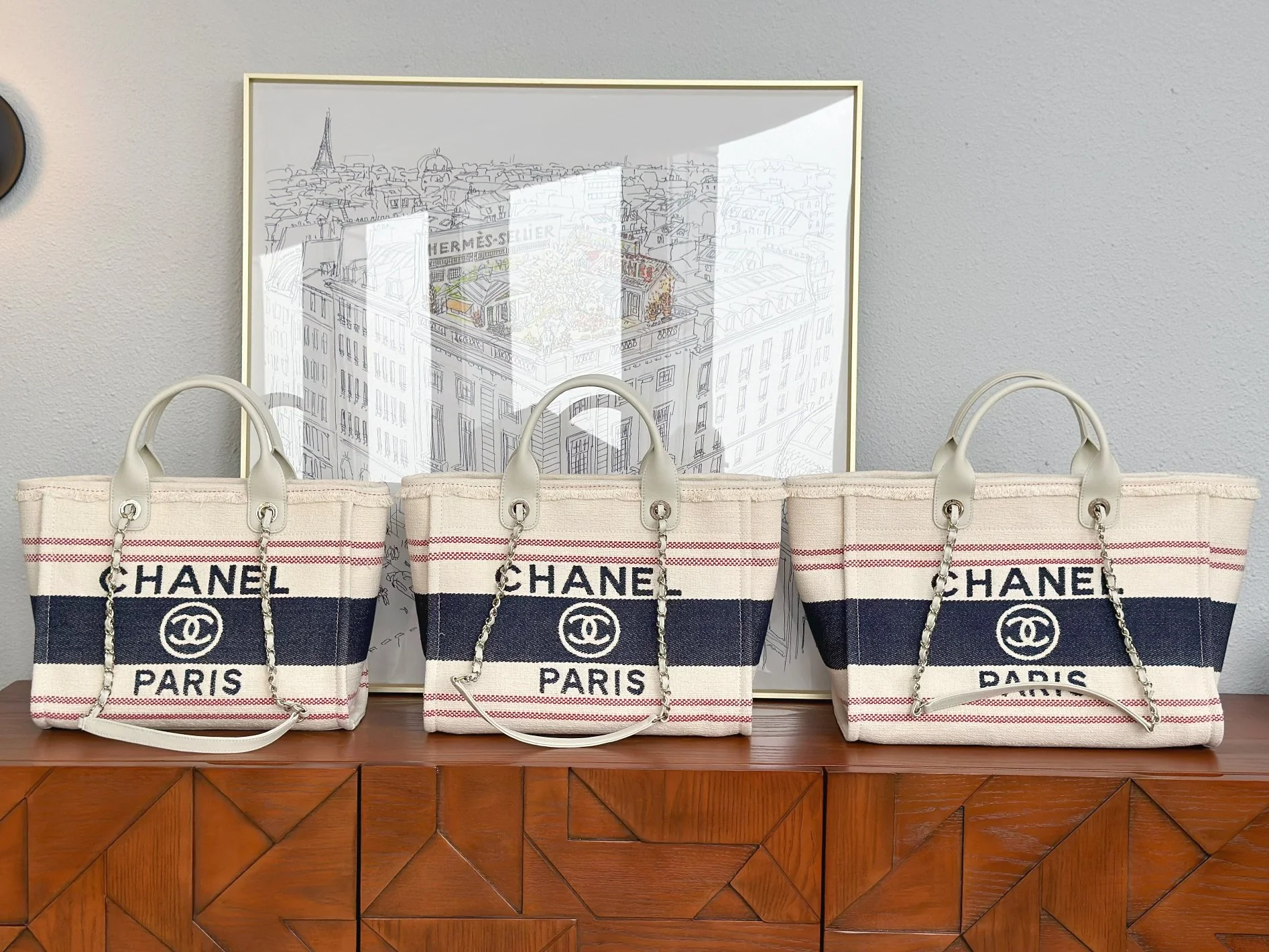 Пляжная сумка Chanel 25c, косметичка, красно-синяя.