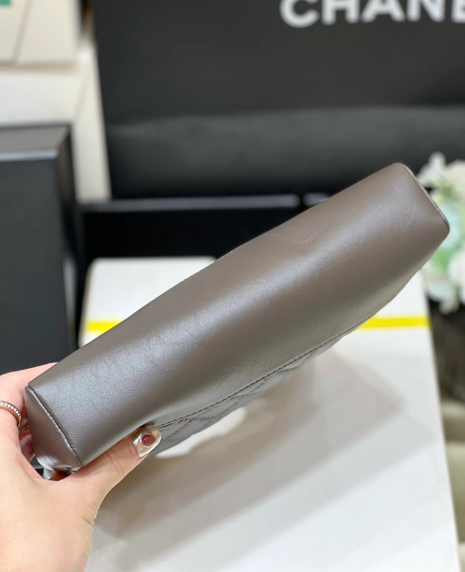 Коллекция Chanel Pre-Fall 2023 - сумка 31bag - черная - мини