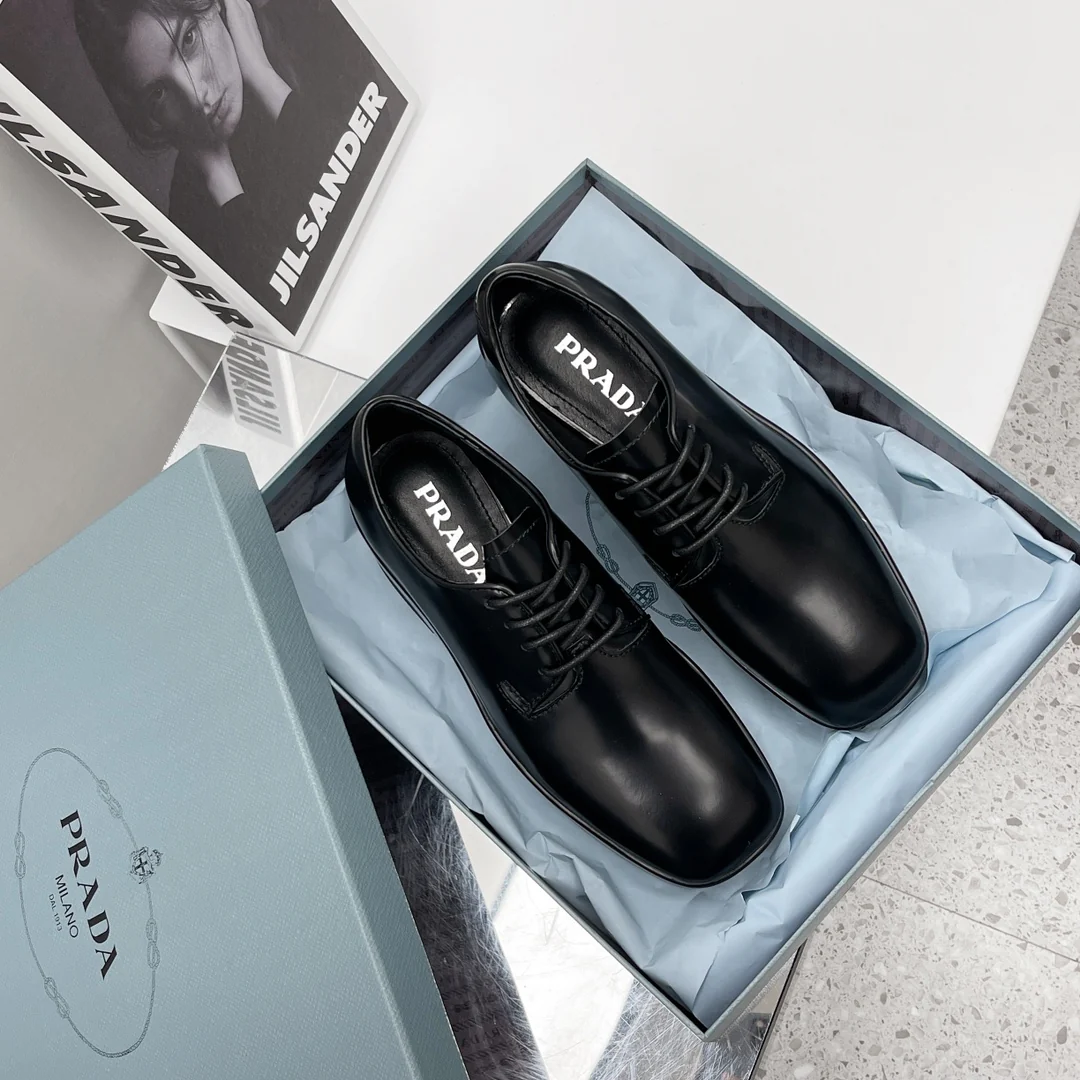 Обувь Prada - Prada - платформа с квадратным носком - кожаные туфли