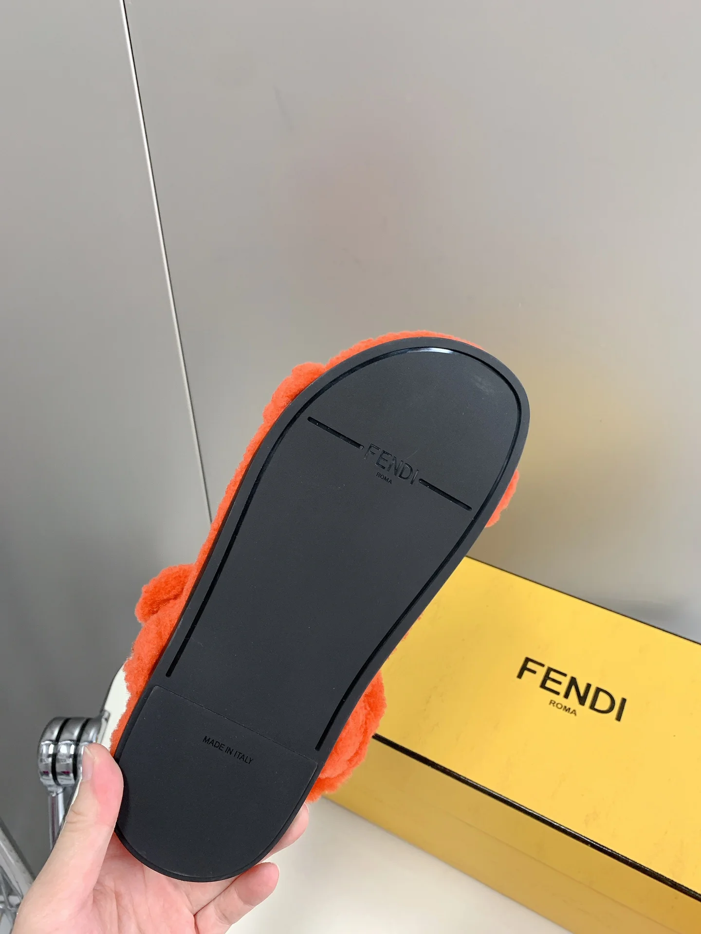 Fendi - Мягкие сандалии - Оранжевые