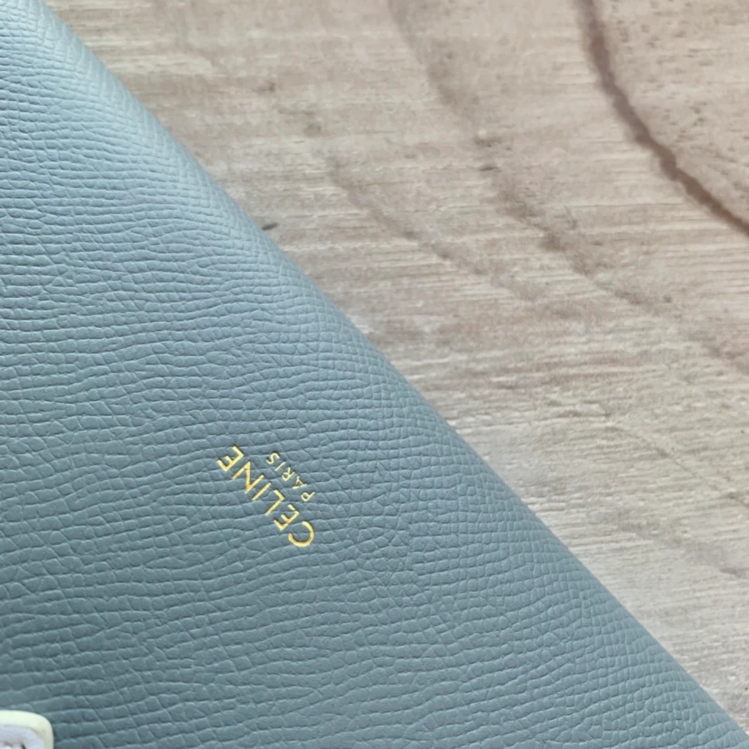 Длинный кошелек Celine - Кошелек с ремешком из зернистой телячьей кожи - 14