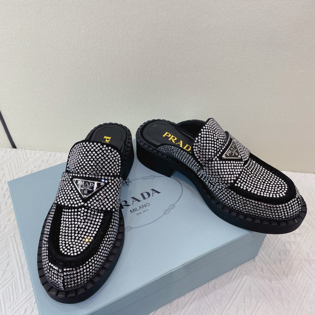 Обувь Prada - Мюли Prada, украшенные стразами