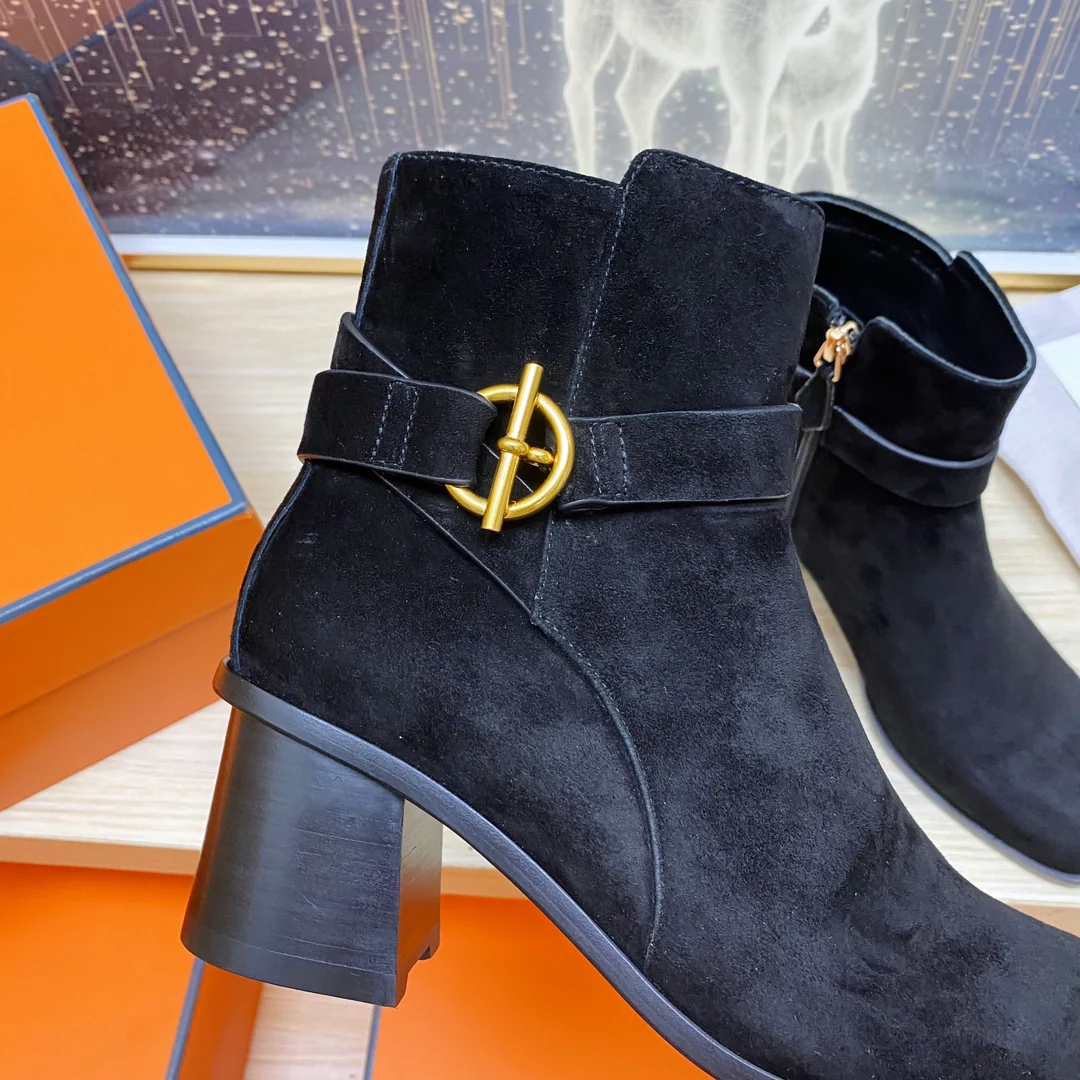 Короткие кожаные сапоги Hermes 2024 - черные