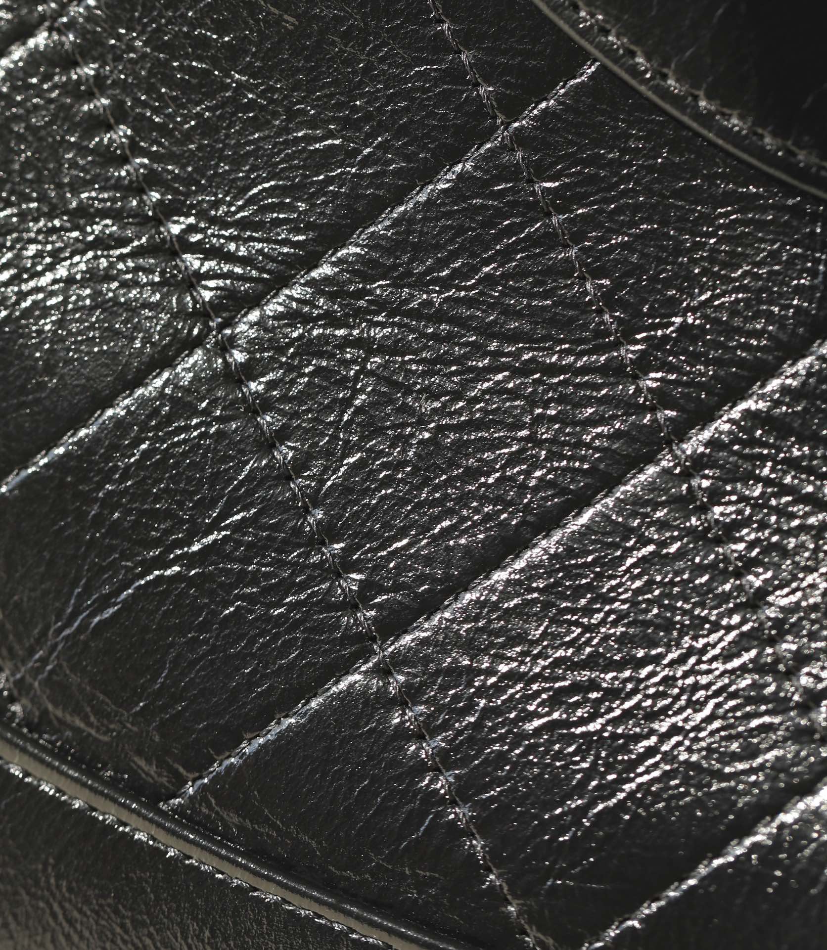 Сумка Chanel Nano 31 - Миниатюрная горизонтальная версия - Черная