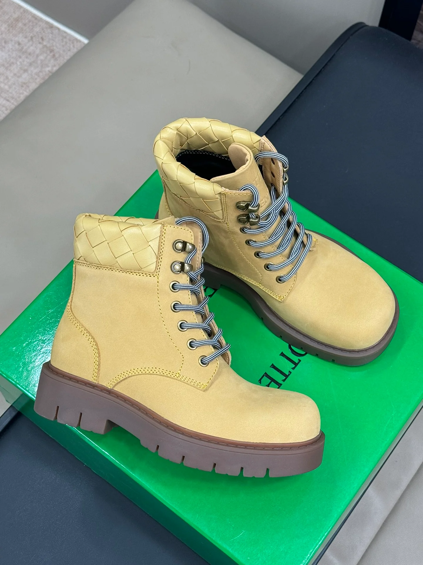 BV-2024 - Ботинки - Светло-коричневые