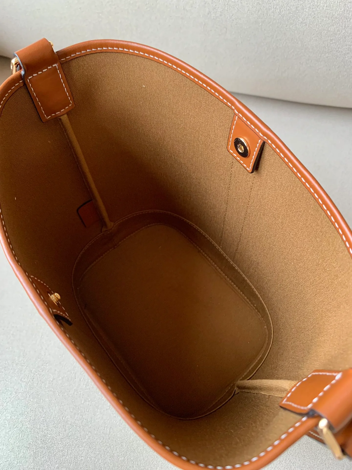 Сумка-ведро Celine Triomphe с принтом из канваса - Маленькая - Белый канвас с монограммой