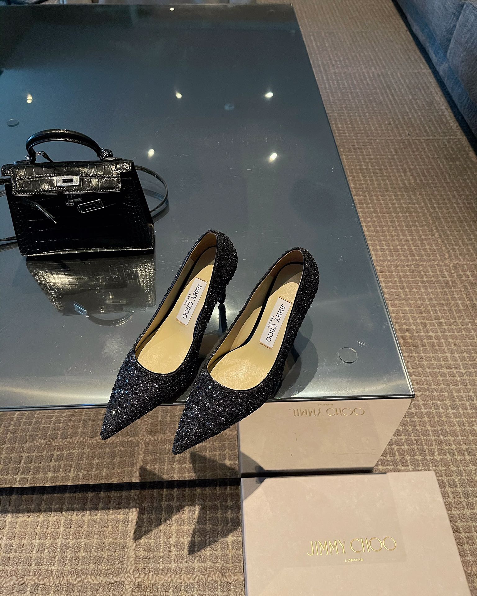 Jimmy - Туфли на высоком каблуке с блестящими жемчужными вставками - Черные - 8 см