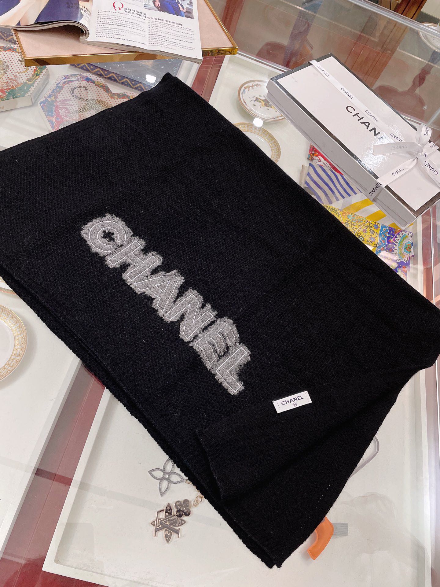 Кашемировый шарф Chanel