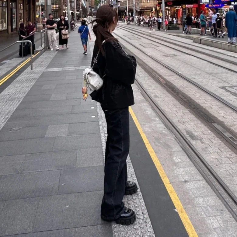 Chanel - Новая маленькая сумка через плечо Tank Duma - Два боковых кармана - Белая - 1