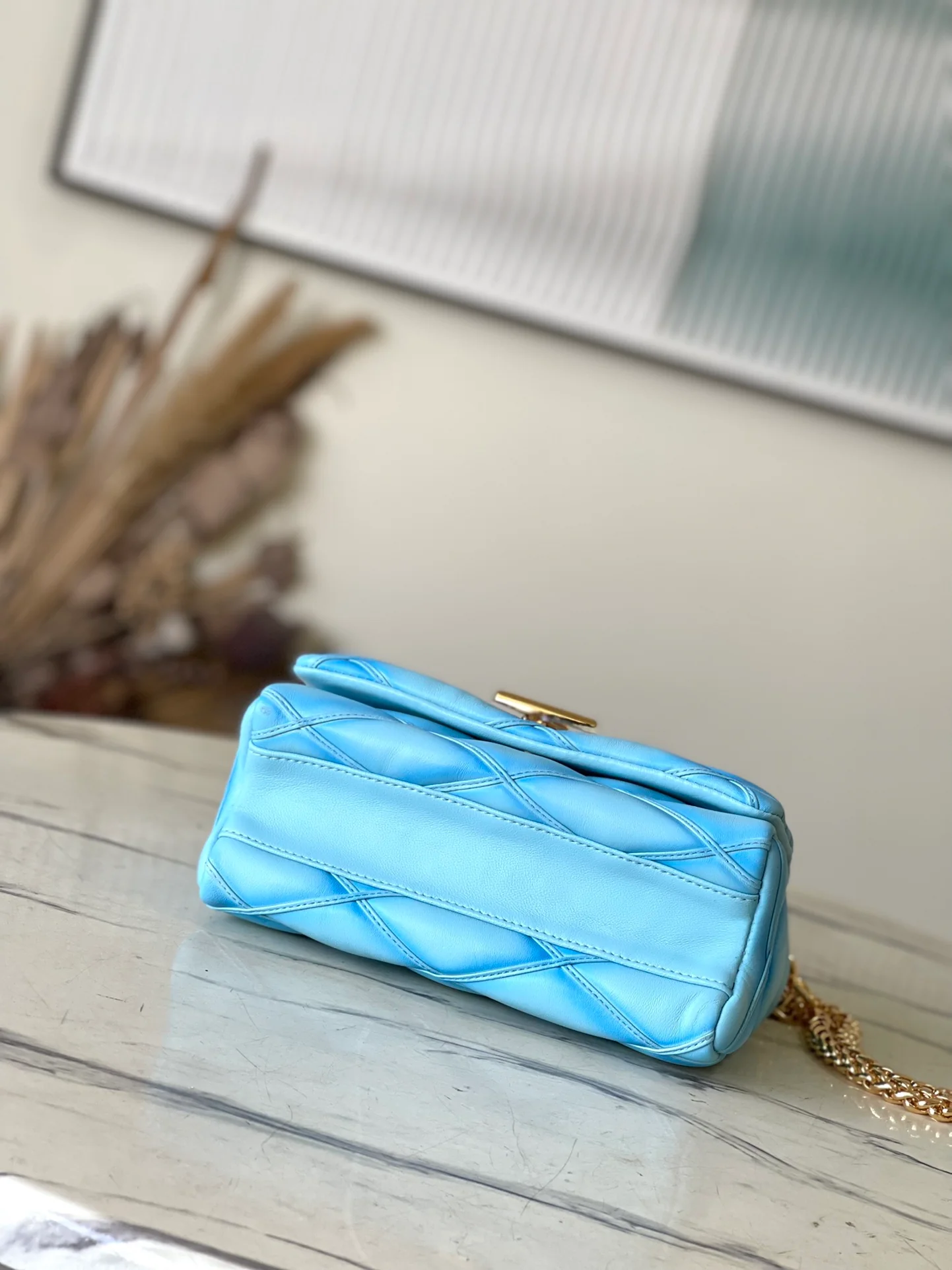 m24185-LV-go-14-mm-Medium-Handbag/Crossbody Bag-Light Blue