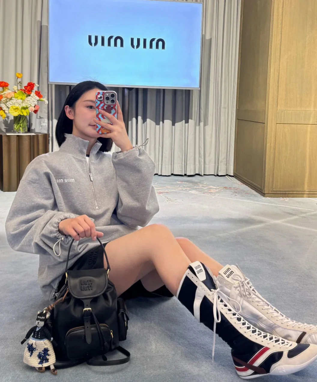 Рюкзак Miu Miu из канваса и кожи — маленький, черный — Outfit Sharing