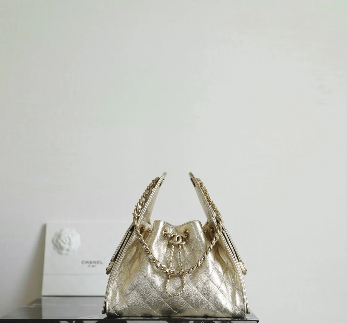 Сумка-шоппер Chanel (маленькая) - цвет шампанского золота