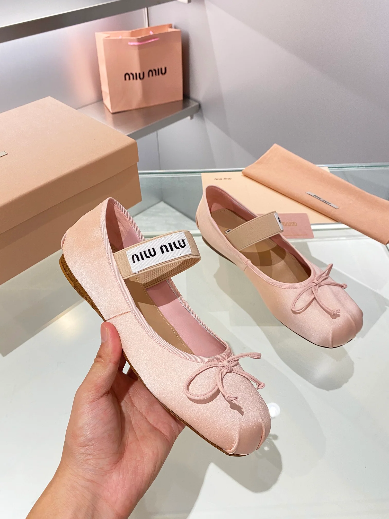 Новые поступления коллекции Miu Miu осень/зима 2023 - Балетки - Балетки - Розовые