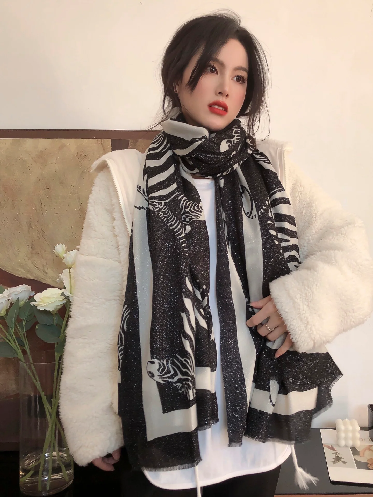 Длинный церемониальный шарф Hermes с изображением лошади - 100-200 см - Кашемировый принт - Черный