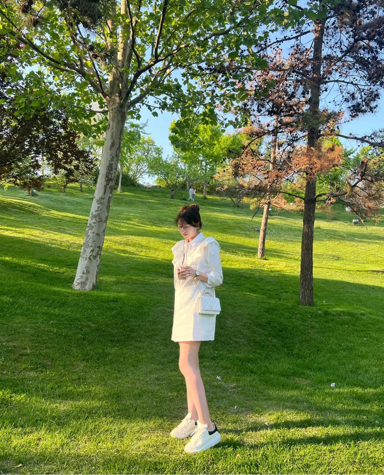 Ручка для письма Chanel 2022 WOC Platinum Ball