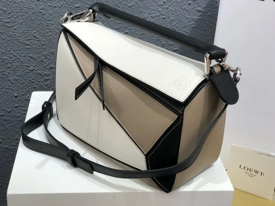 Сумка Loewe Puzzle из телячьей кожи, размер S 1.