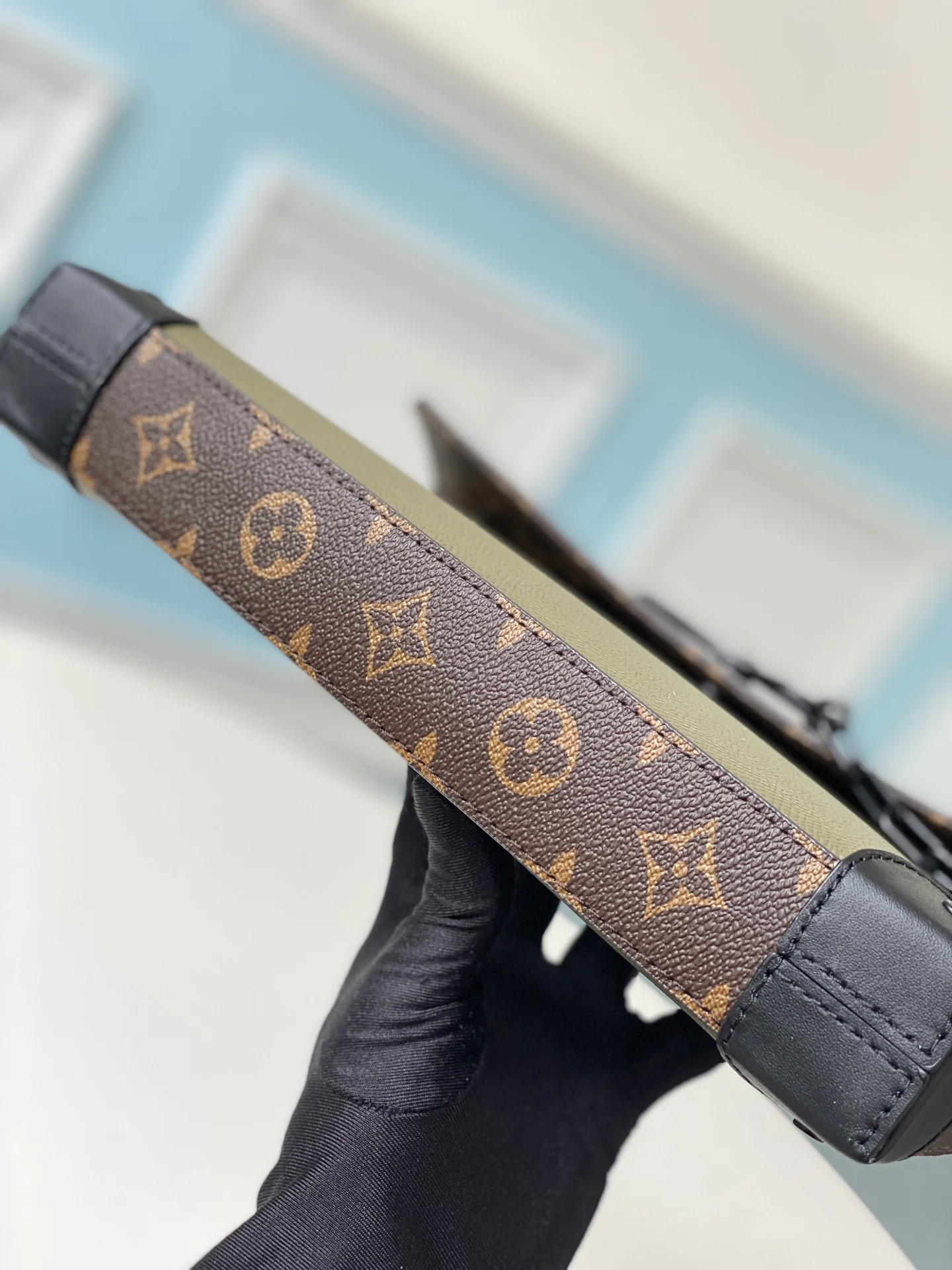 lv-m30583-pochette-voyage-сумочка-пароход
