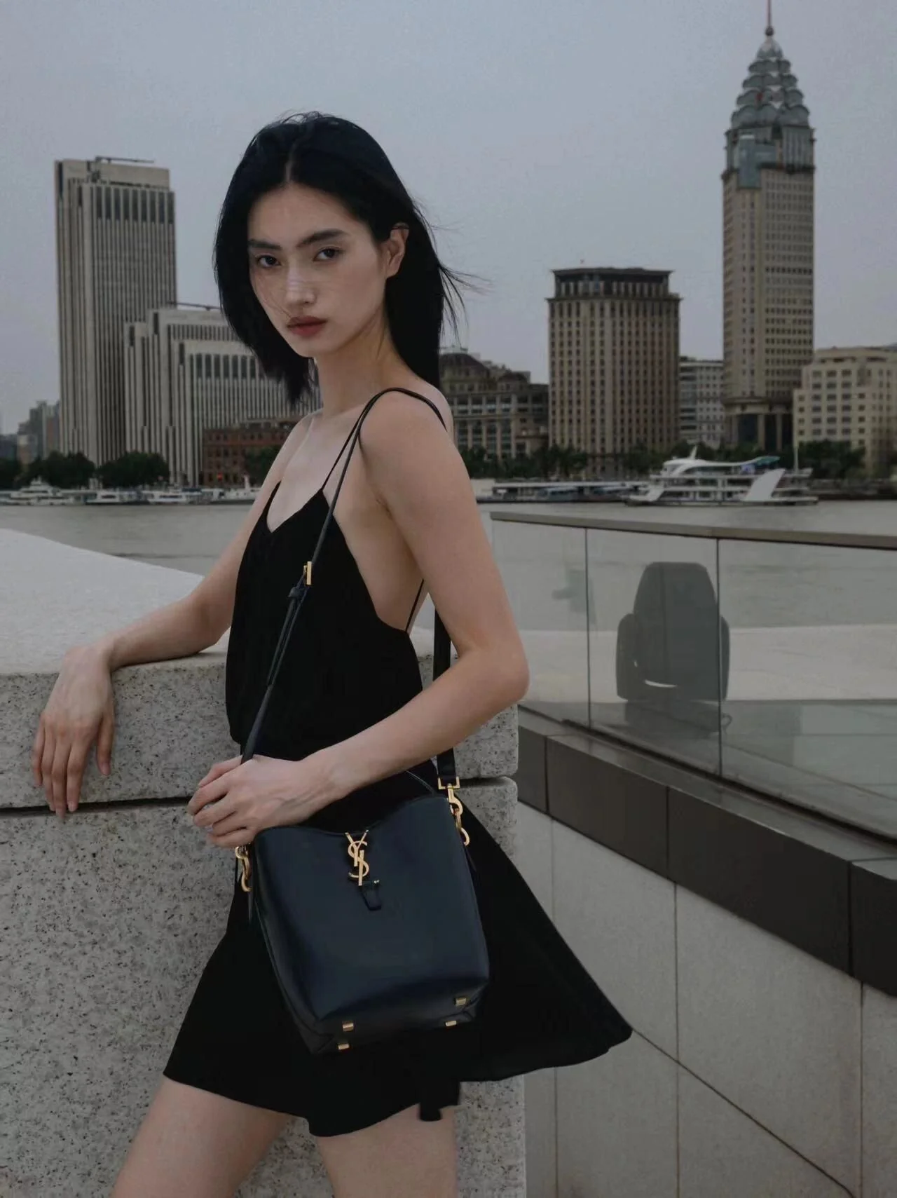 Сумка-ведро YSL Le 37 - Маленькая - Черная