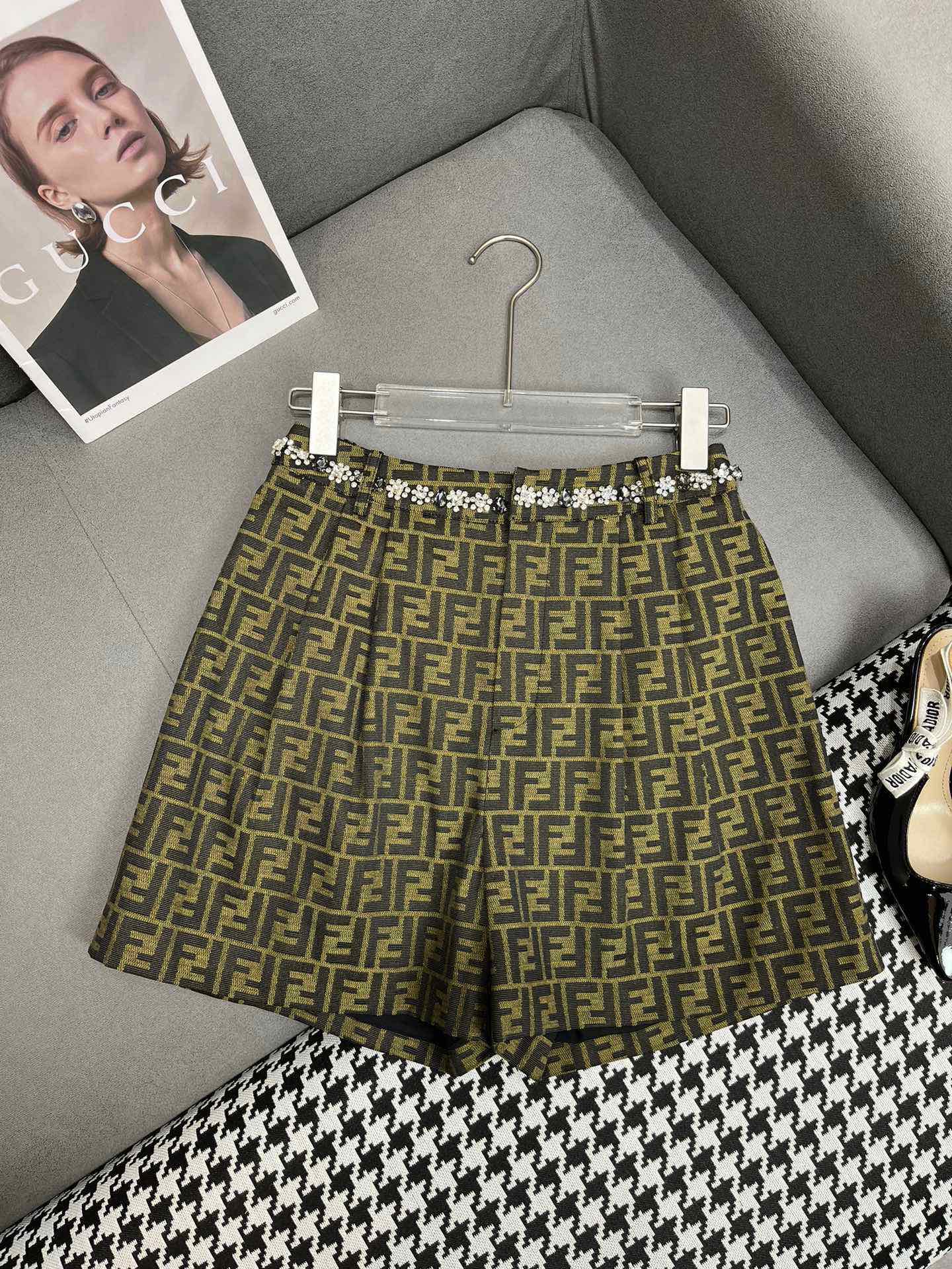 Новые шорты Fendi-2403-24ss весна/лето