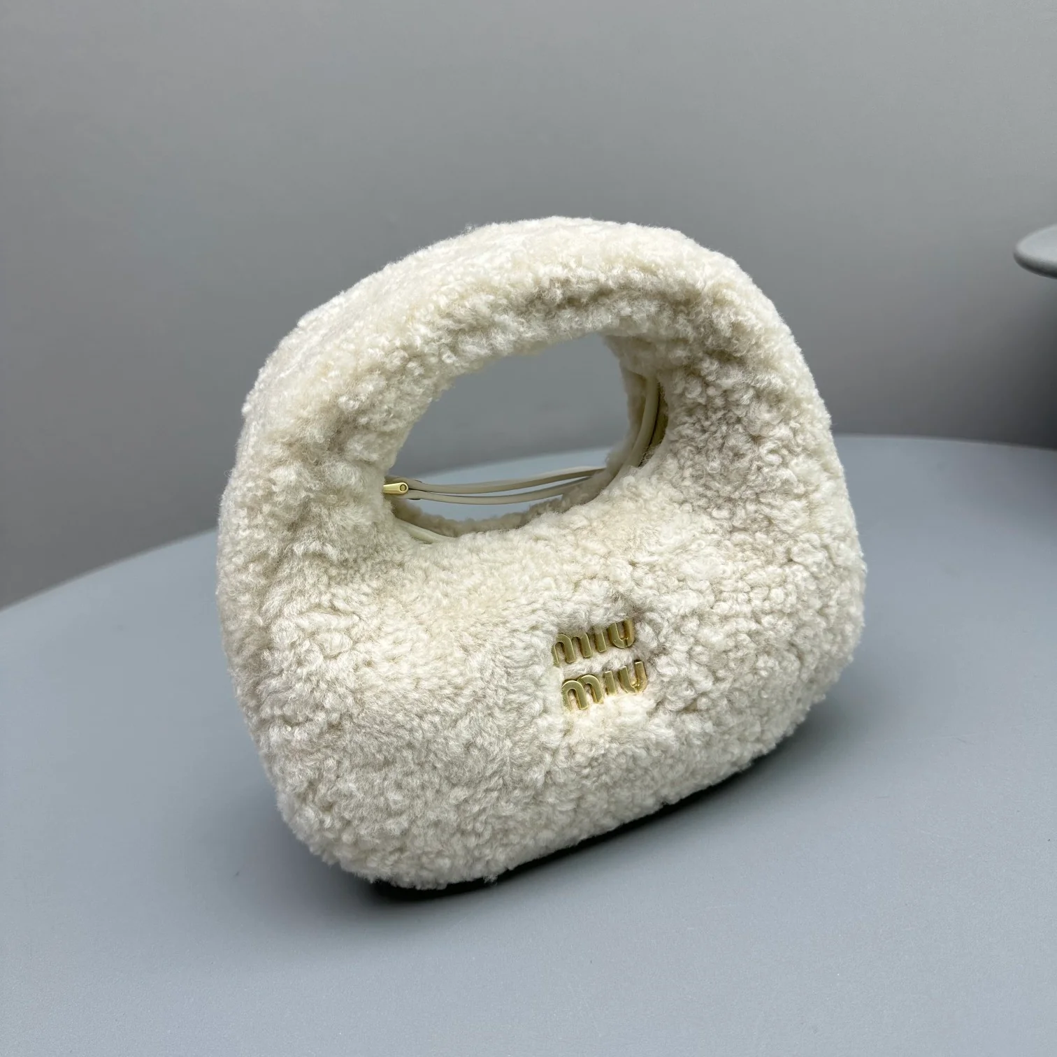 Сумка Miu Miu Wander - из овечьей шерсти - мини