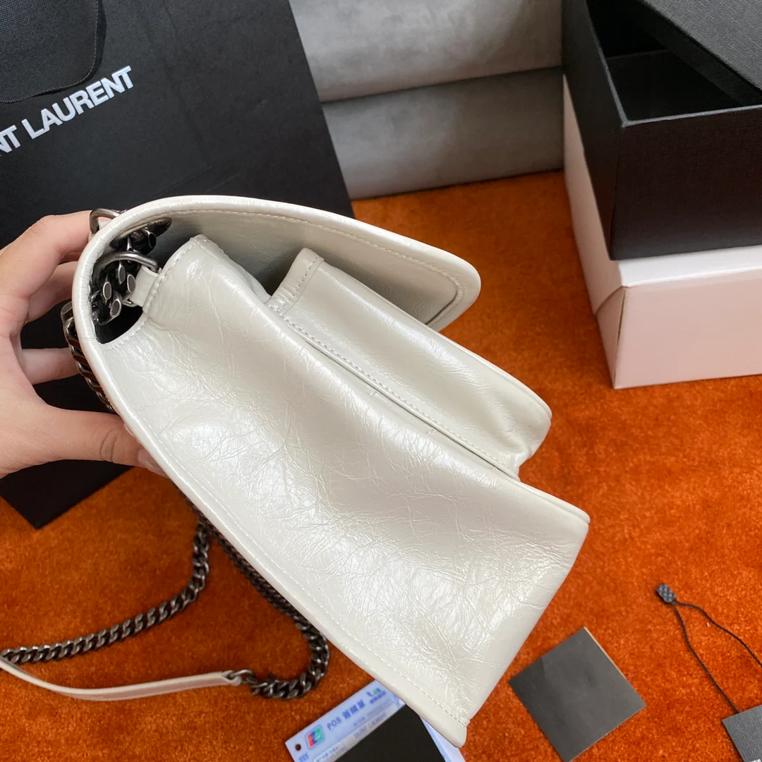 YSL Medium Niki - Белая кожа с масляным покрытием и белой пряжкой - D-Buck