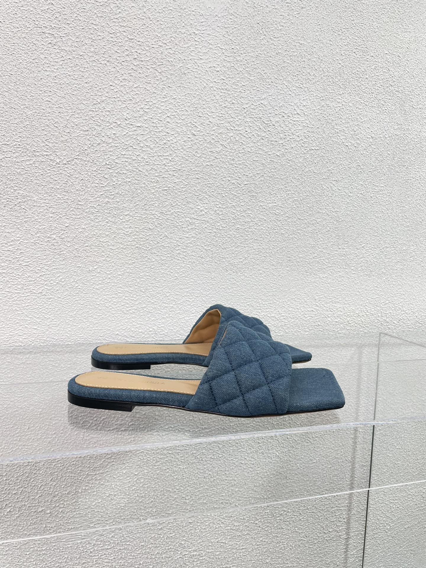 BV - Тапочки из овечьей кожи - Синие