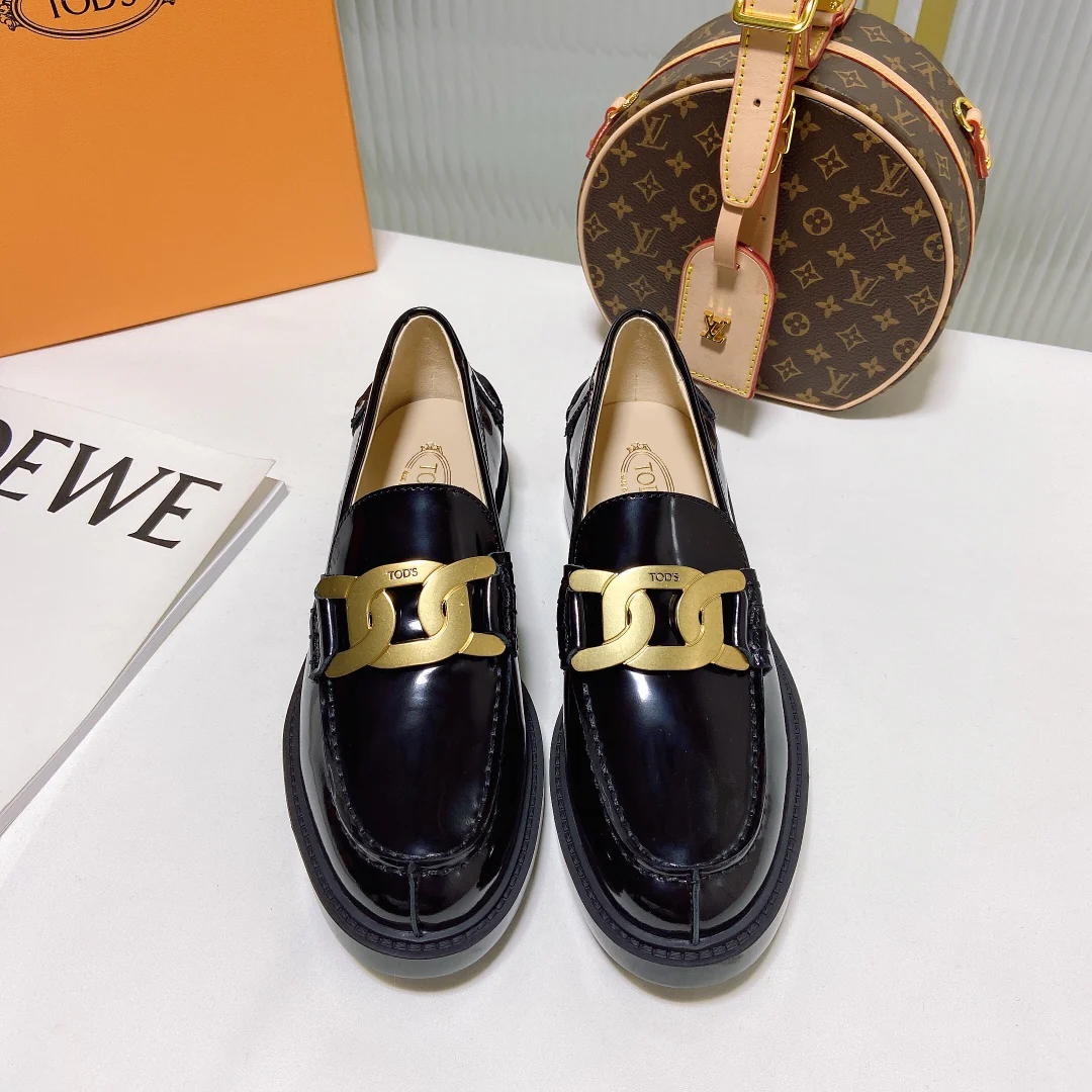 Лоферы на платформе Tods