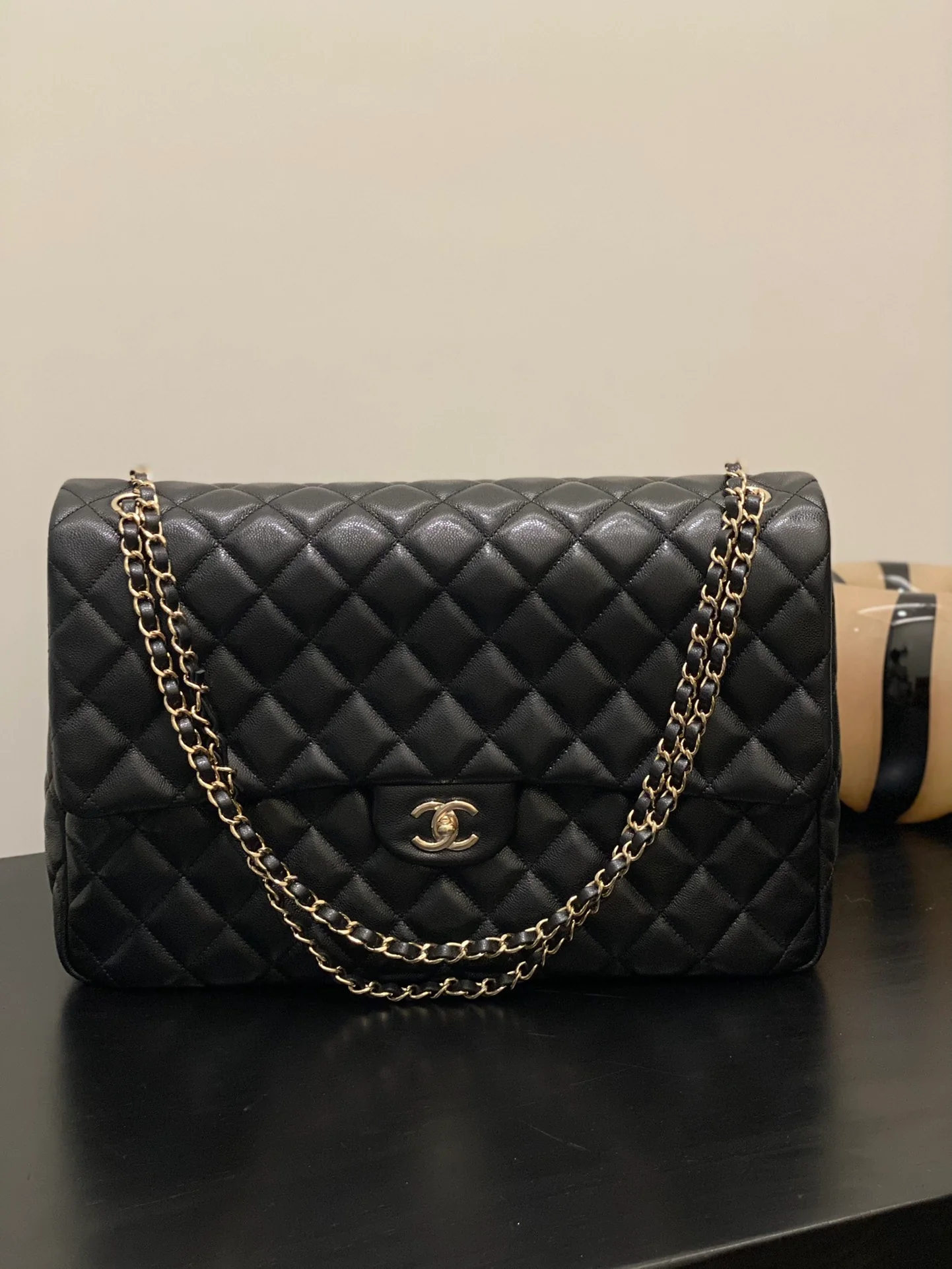 Сумка Chanel Oversized CF Airport Bag - черная