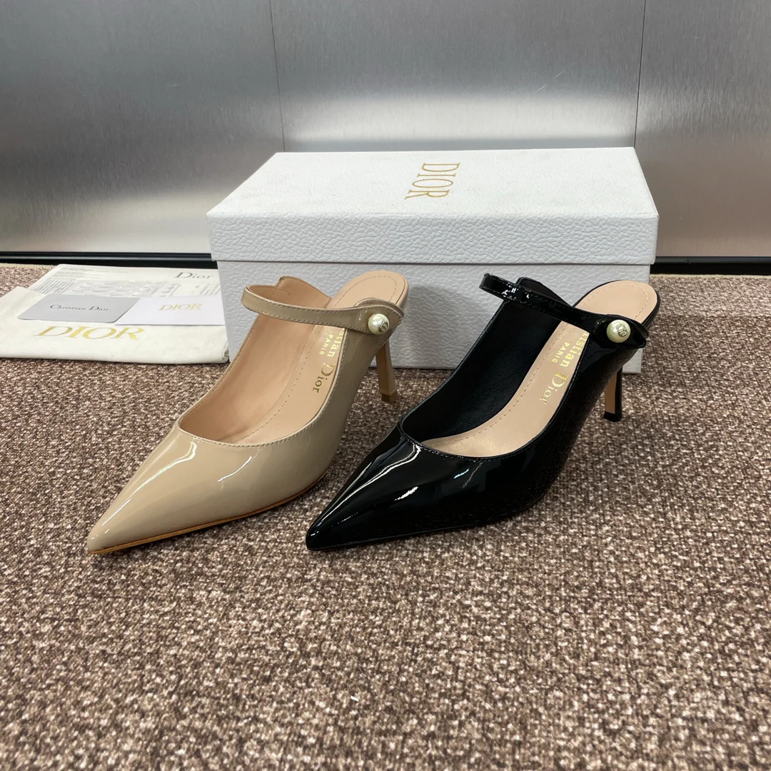 Изображение 1 коллекции босоножек на высоком каблуке Dior 2024 года