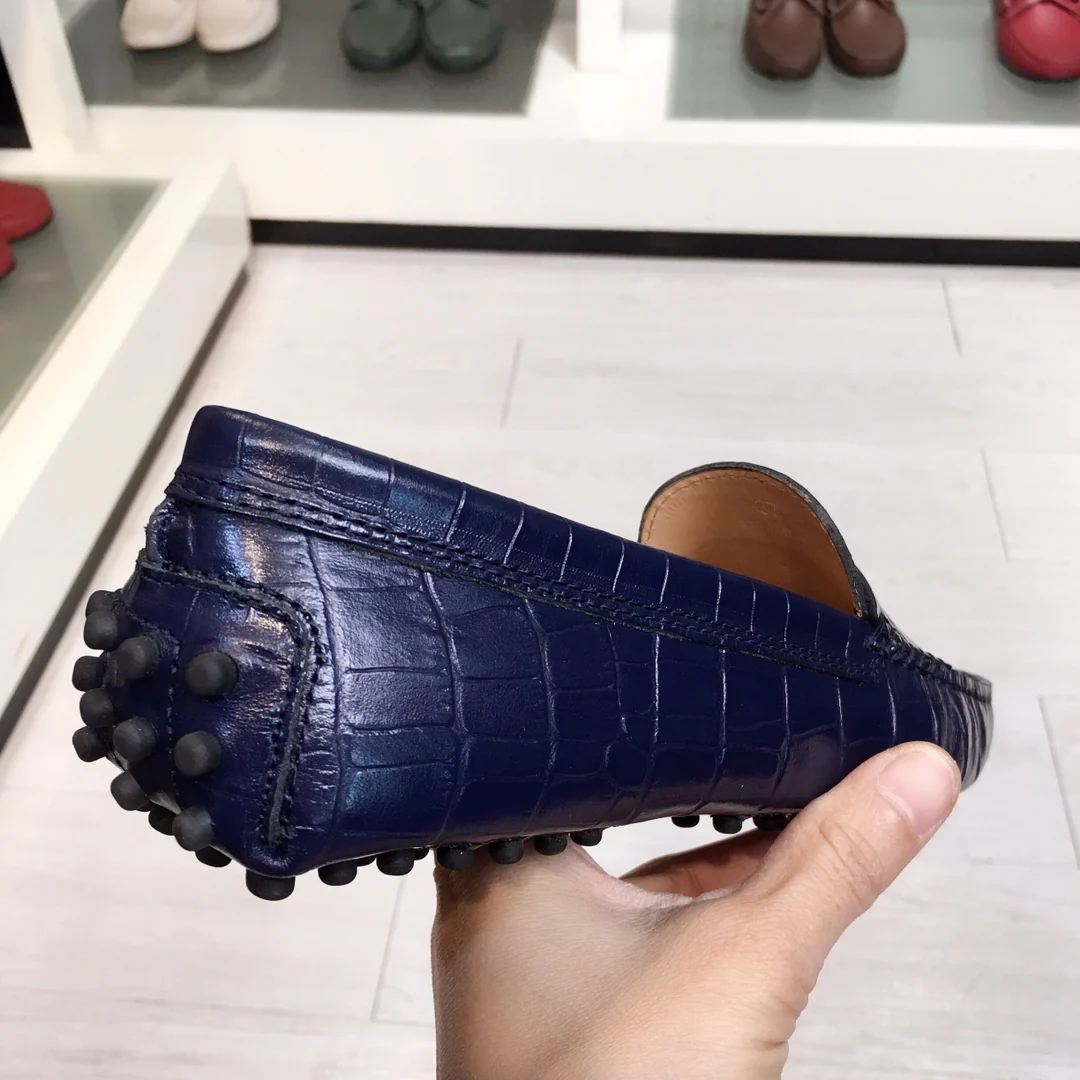 Tods - Лоферы с крокодиловым принтом - Туфли без шнурков