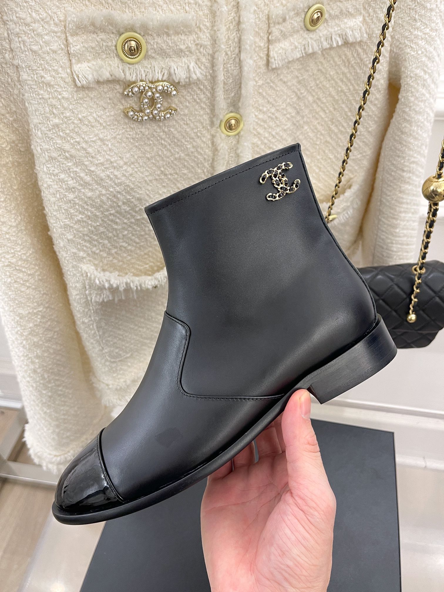 Новинка весны 2022 года от Hermes - Ботильоны - Черные