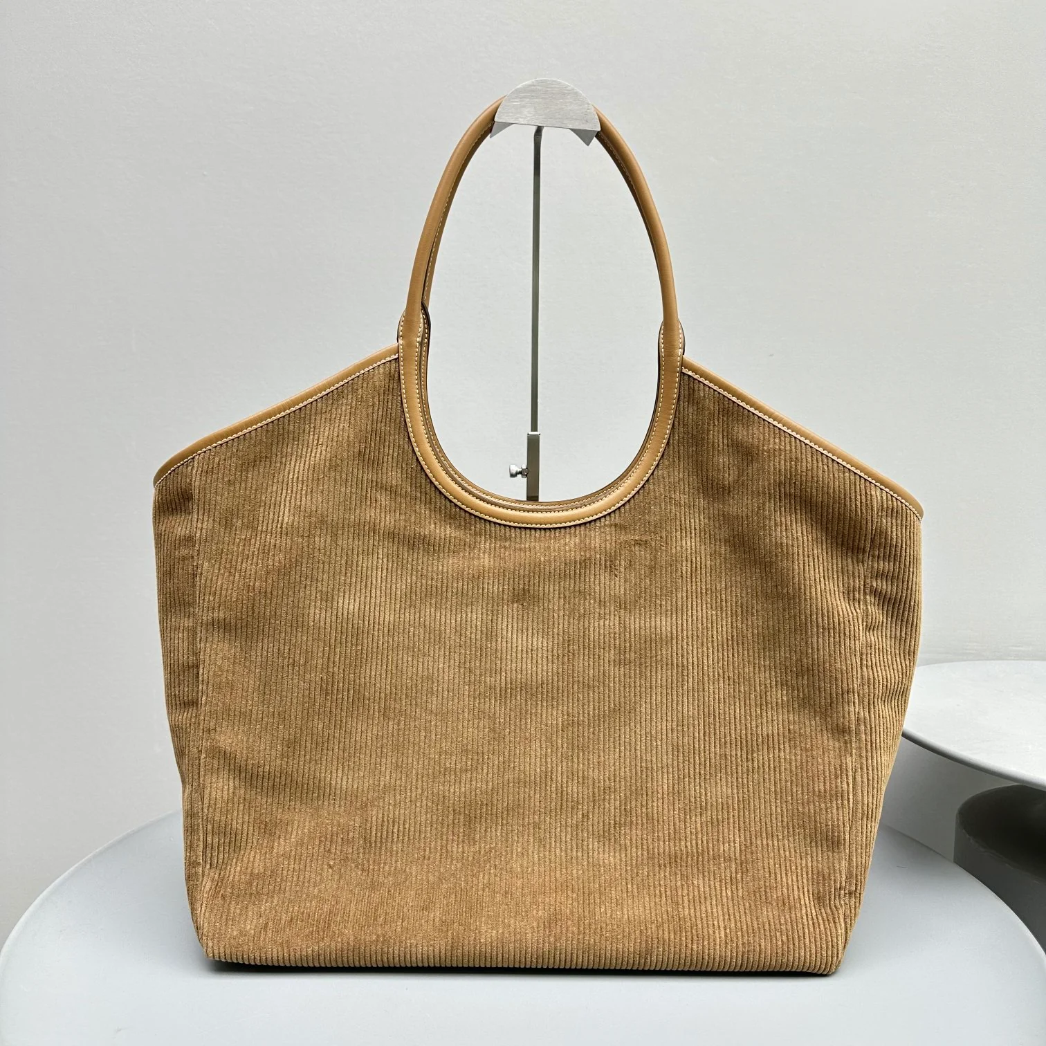 Сумка-тоут Miu Miu Ivy - Вельветовая - Коричневая