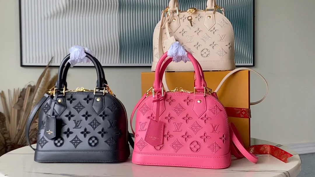 m22878-LV-new-alma-bb handbag-shell bag-pink