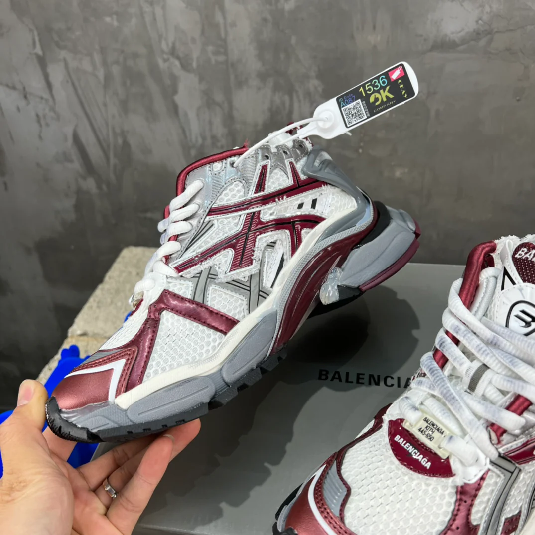 Кроссовки Balenciaga Runner - унисекс - серебристо-красные