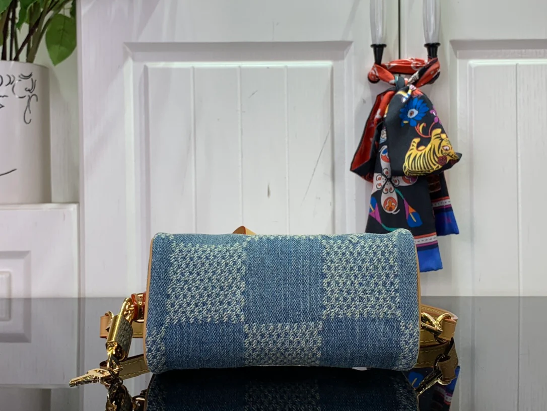 m40682-LV-nano-speedy handbag-denim blue