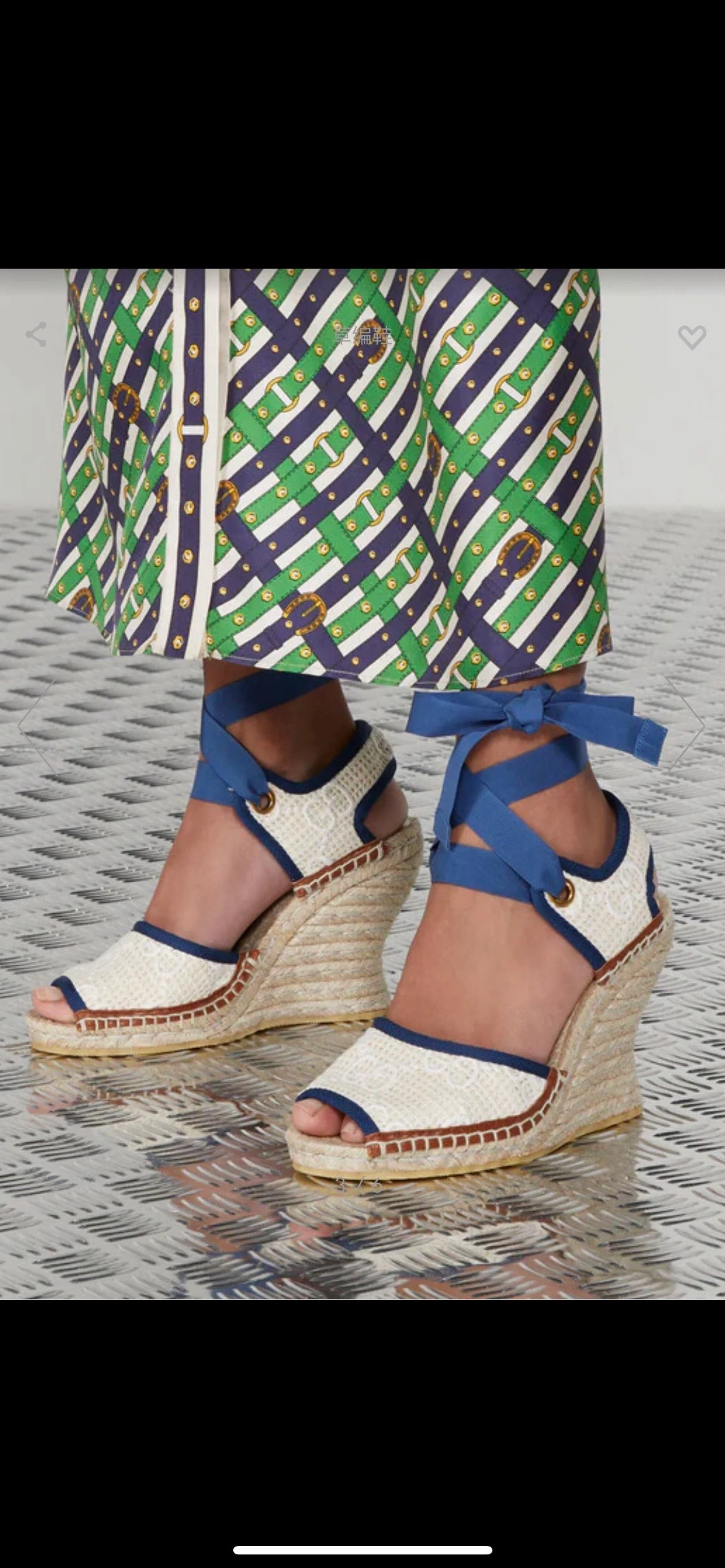 Новые поступления Gucci ранней весной 2023 года: туфли на ремешках из льняной парусины, сандалии на танкетке, джинсовые туфли на шнуровке.