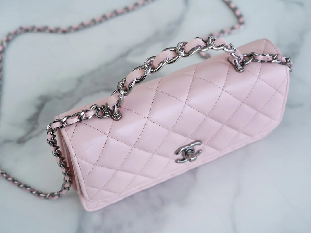 Chanel - Новая гармошка с ручкой, украшенной стразами - Розовая