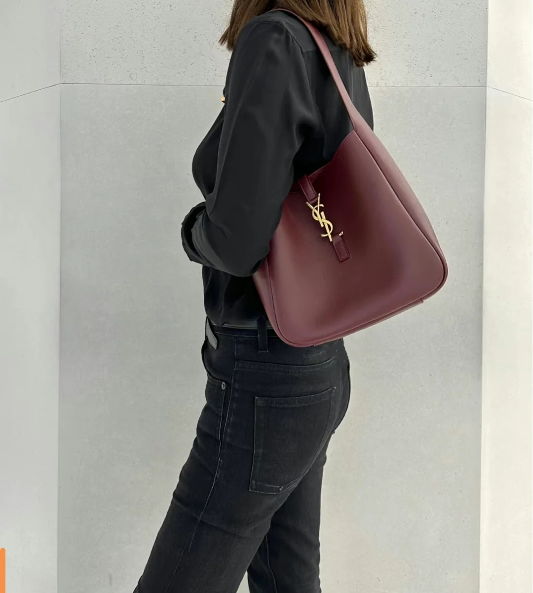 YSL-le-5-a-7-soft-hobo-maroon