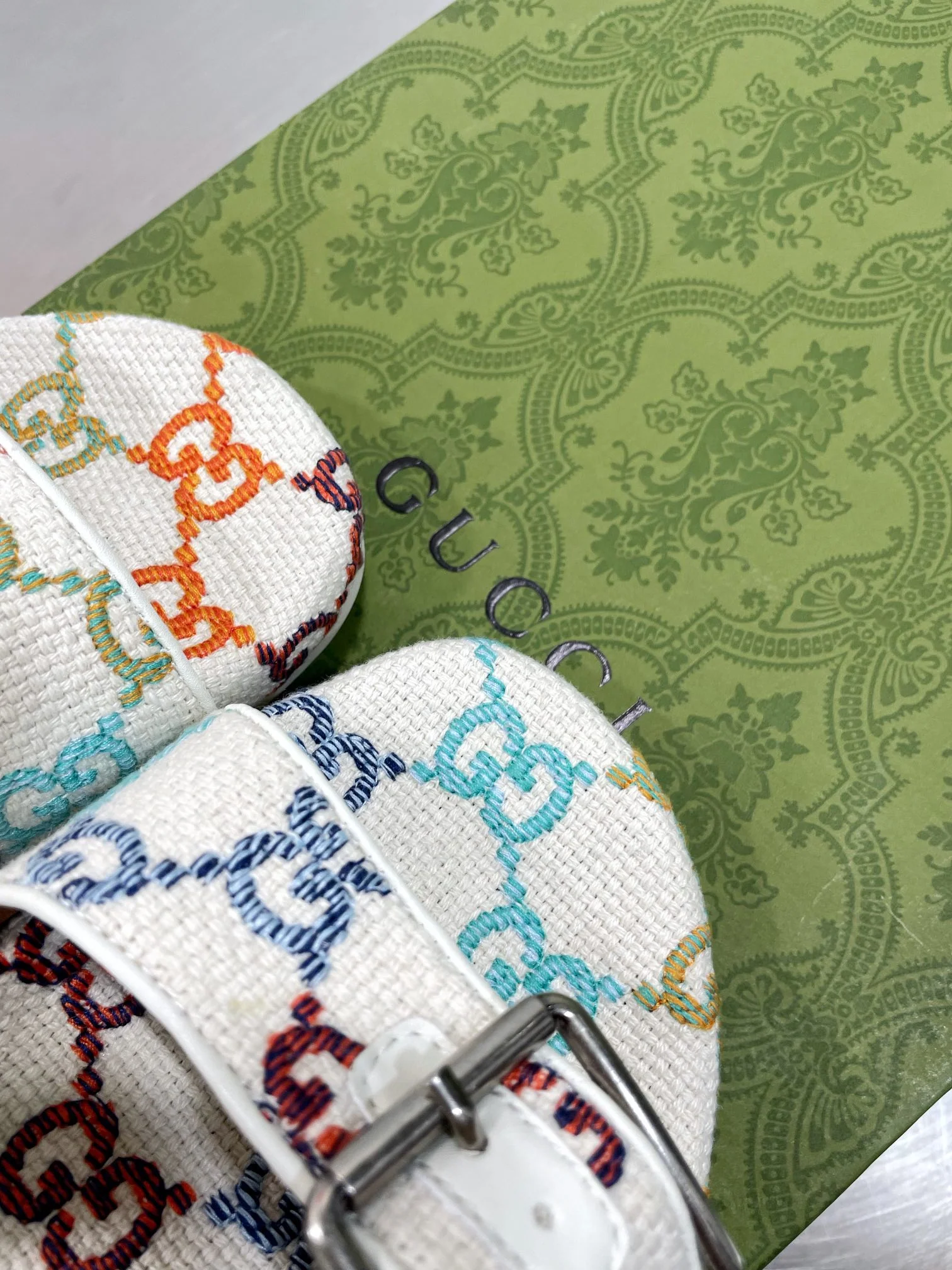 Биркенштоки Gucci