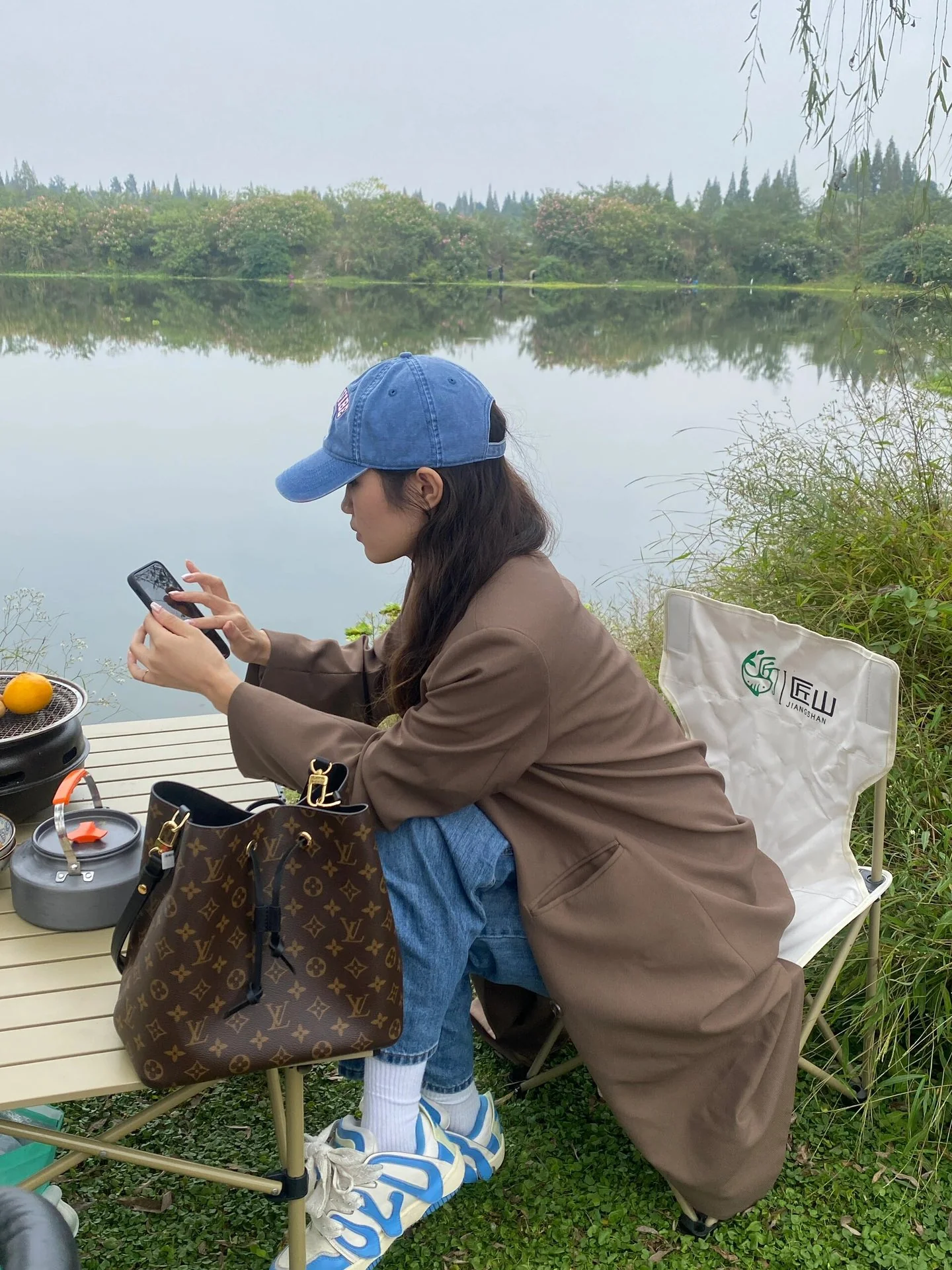 m44020-LV-neonoe-mm-Сумка через плечо - Черная