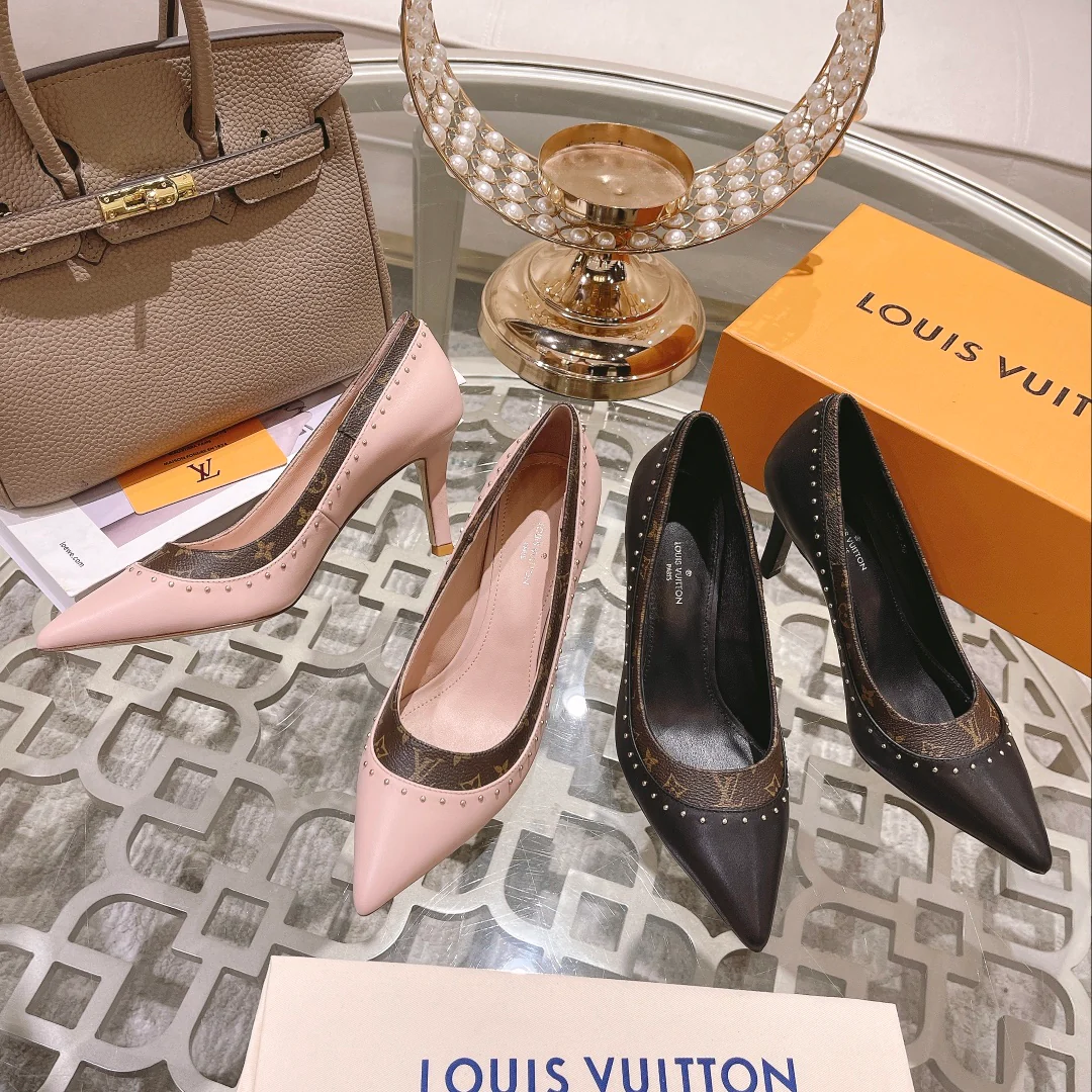 LV - Новинка сезона осень/зима 2022 - Туфли на высоком каблуке с острым носком